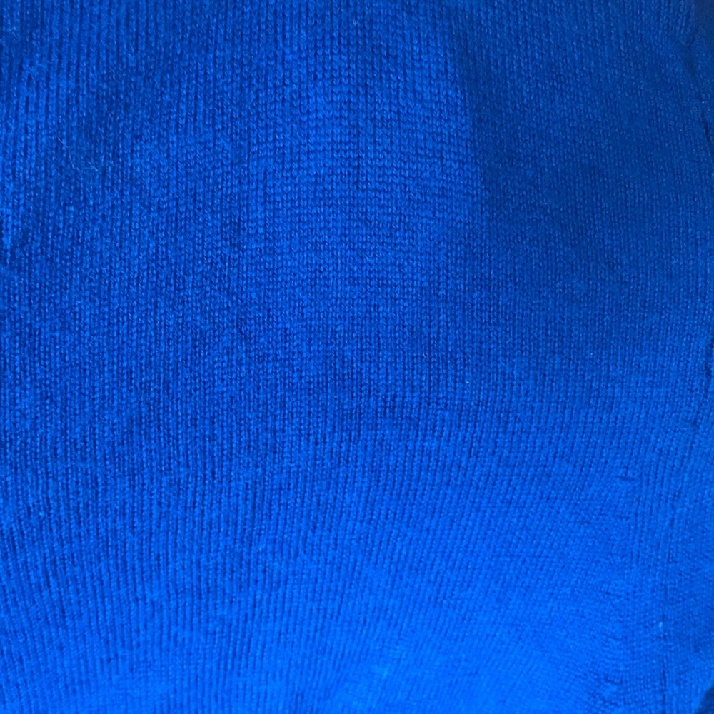 Express Sweater - Picture 3 of 3